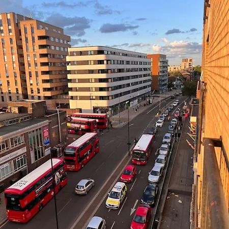 Private Double Bedroom In Hounslow Near Heathrow Londen Buitenkant foto